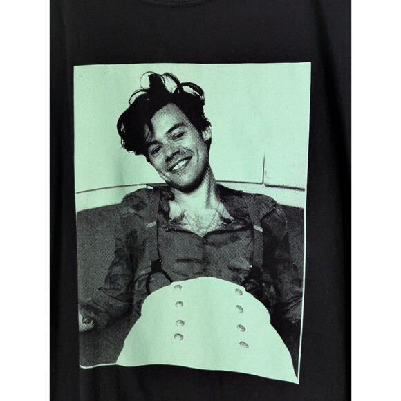 Harry Styles Love On Tour 2021 T-Shirt XL Black Concert Music One Direction - Picture 1 of 5